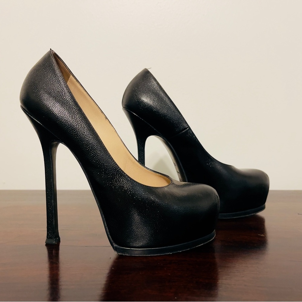 Yves Saint Laurent Tribute Black Calfskin Platform Pumps 37.5